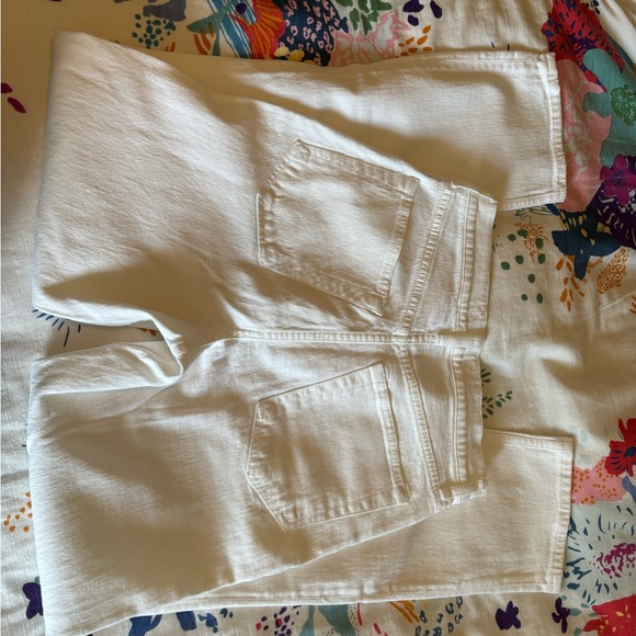 Abercrombie The Slim Straight Ultra High Rise White Denim - Picture 4 of 6